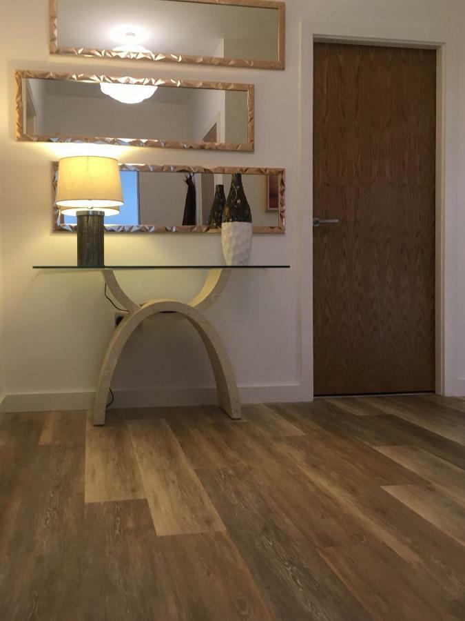 Luxury 1 Bed Apartment In City Centre With Parking Chester Exterior photo