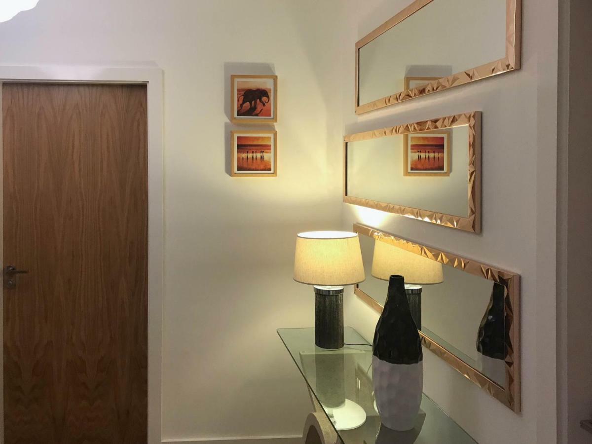 Luxury 1 Bed Apartment In City Centre With Parking Chester Exterior photo