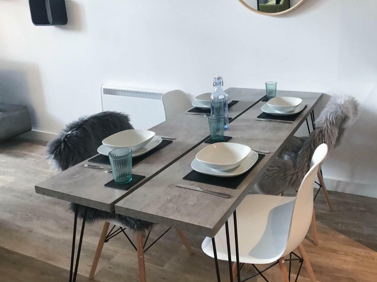 Luxury 1 Bed Apartment In City Centre With Parking Chester Exterior photo